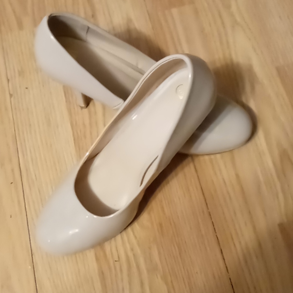Nude heels